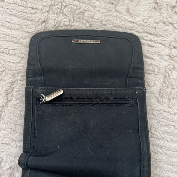 Nine West wallet - Picture 4 of 16